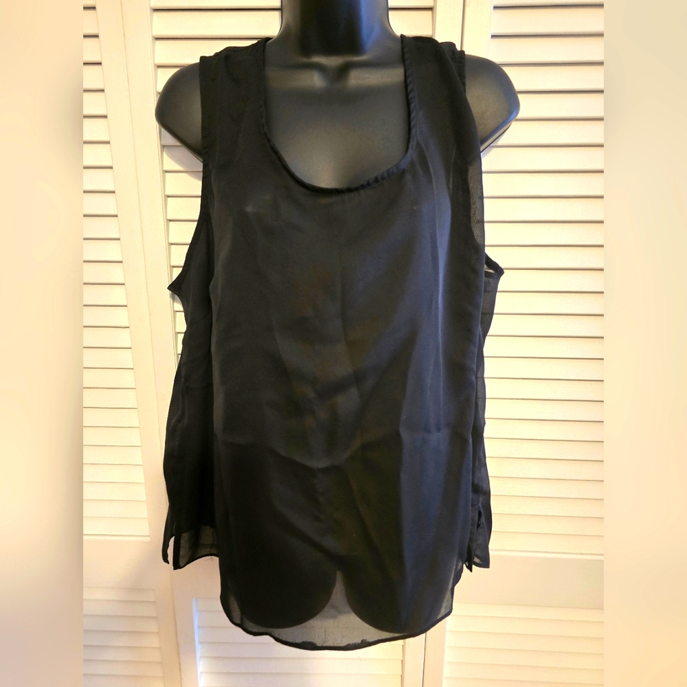 Women's Black sheer  Sleeveless Top size 18-20